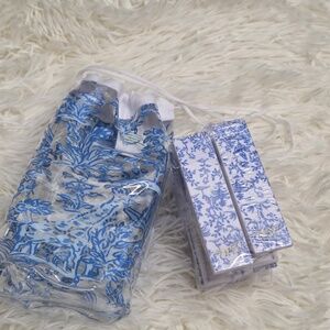 Lilly Pulitzer Towel Clips with Pouch